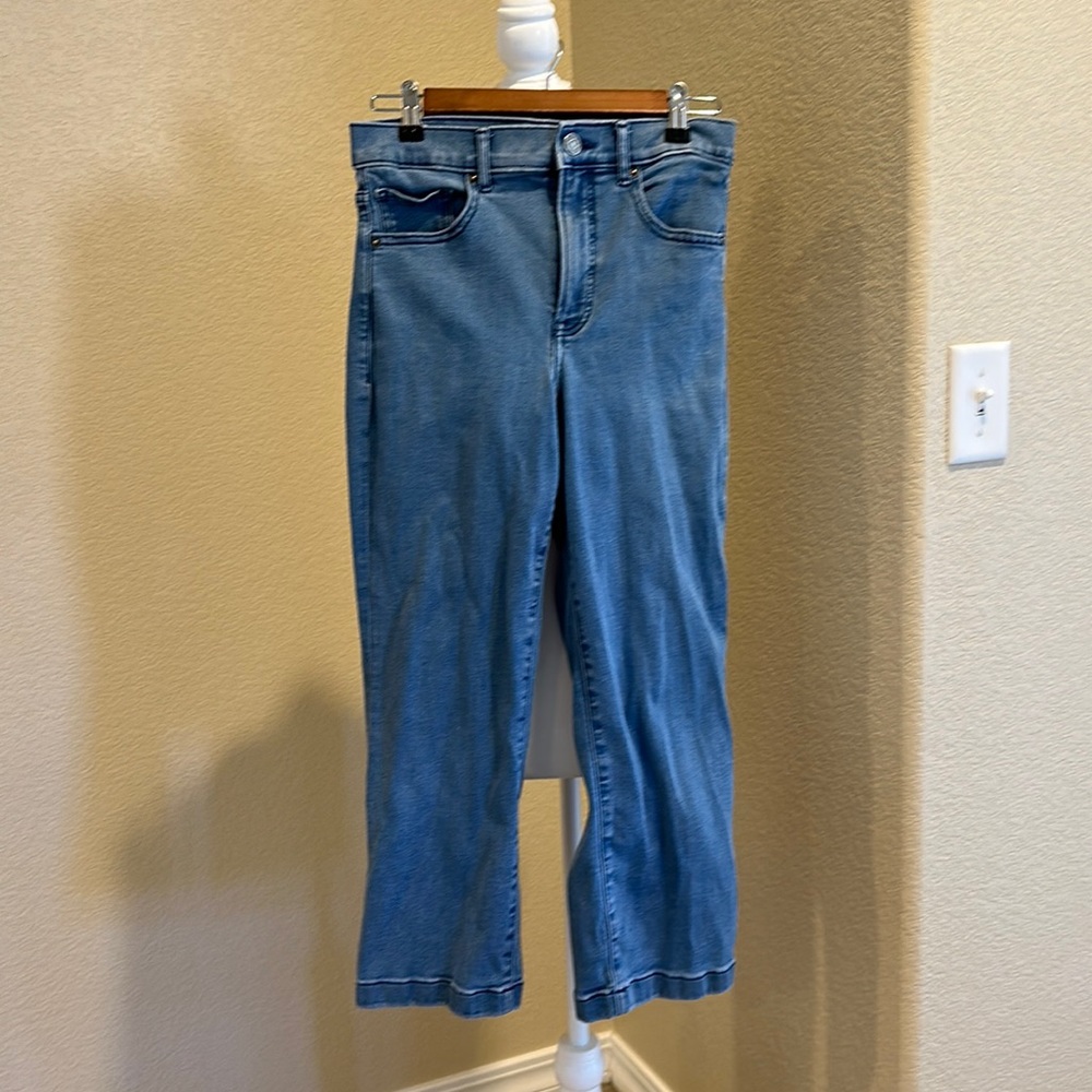 Express jeans.